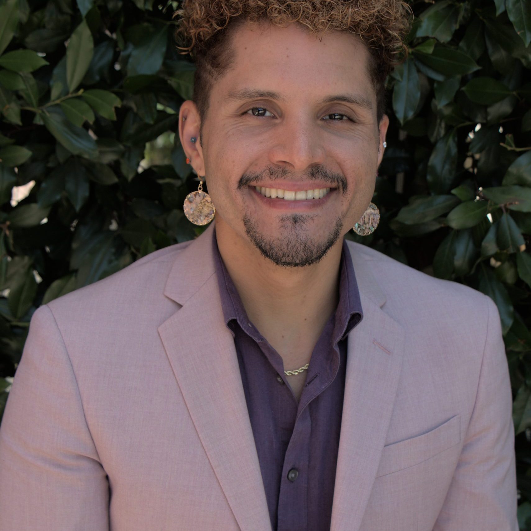 César Valenzuela_Headshot