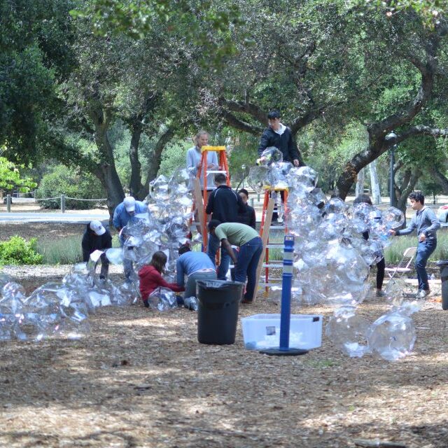 Students in CEE32H (Spring 2018) assembling a work outside the Anderson Collection Photo: Meilan Steimle