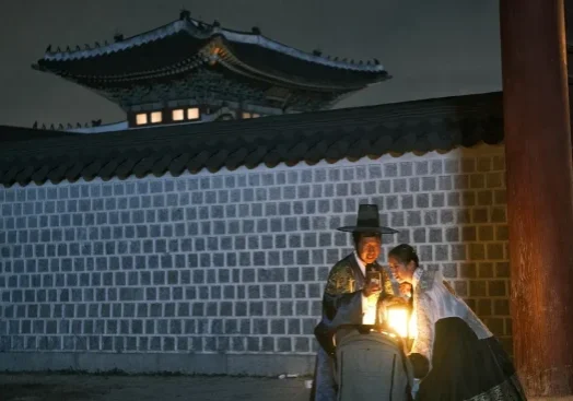 between_light_and_time_2023_south_korea_0.jpeg